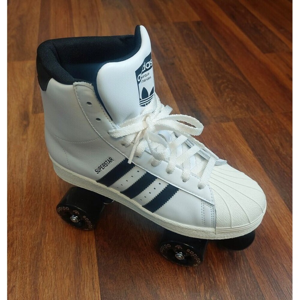 adidas Womens Sz 7.5 Superstar 82 Skate Leather Roller Skates White Black JS4038 - Picture 1 of 9
